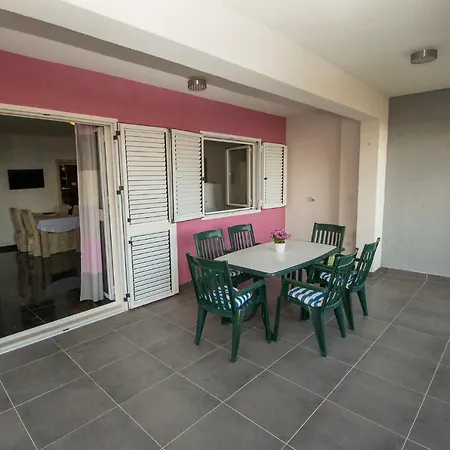 Apartman Mrkonjic Branko & Marija