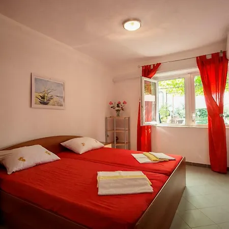 Apartament Mrkonjic Branko & Marija Omiš